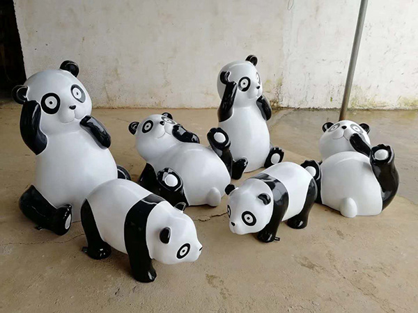 熊猫雕塑